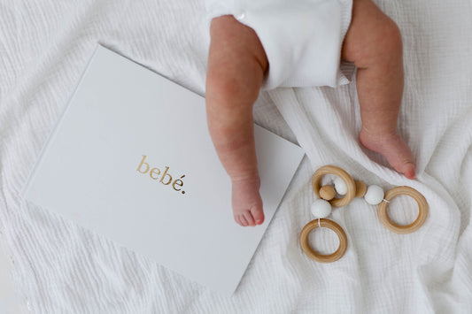 Dojenčkov album Beli