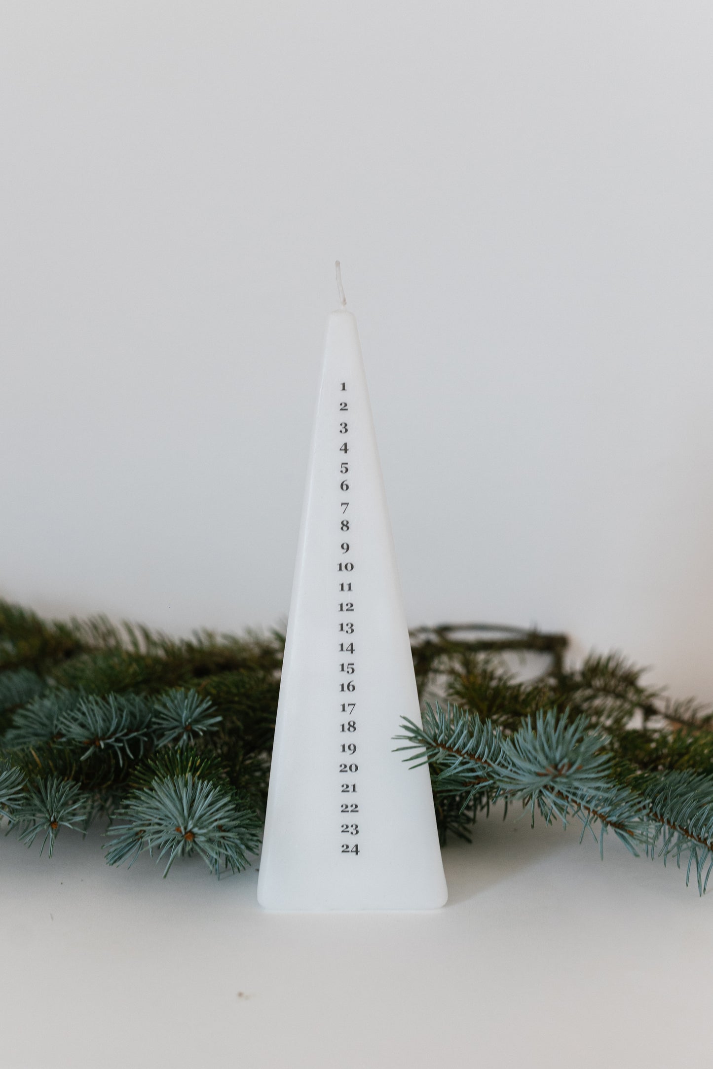 Božična sveča - Piramida s številkami